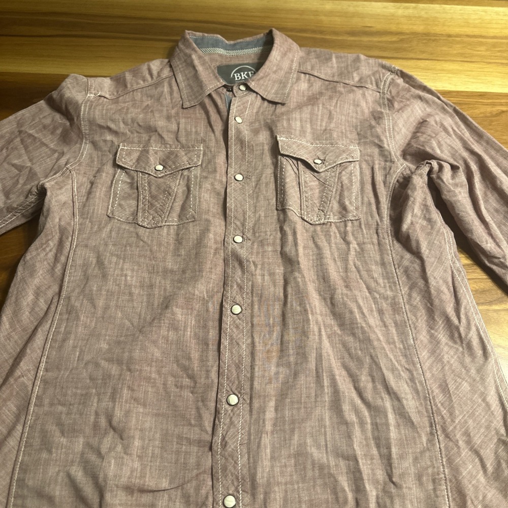 BKE Buckle Standard Fit Long Sleeve Shirt Mens L Red Pearl Snaps White Stitch